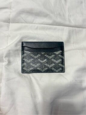 Goyard Black & White Chevron Card Holder